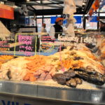 トーベヘーレン市場には、デンマーク内外の海から新鮮な魚が届きます！