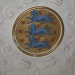 デンマーク王家の紋章ー3頭のライオンとハートです。ハートが紋章にあるなんてキュートですよね。